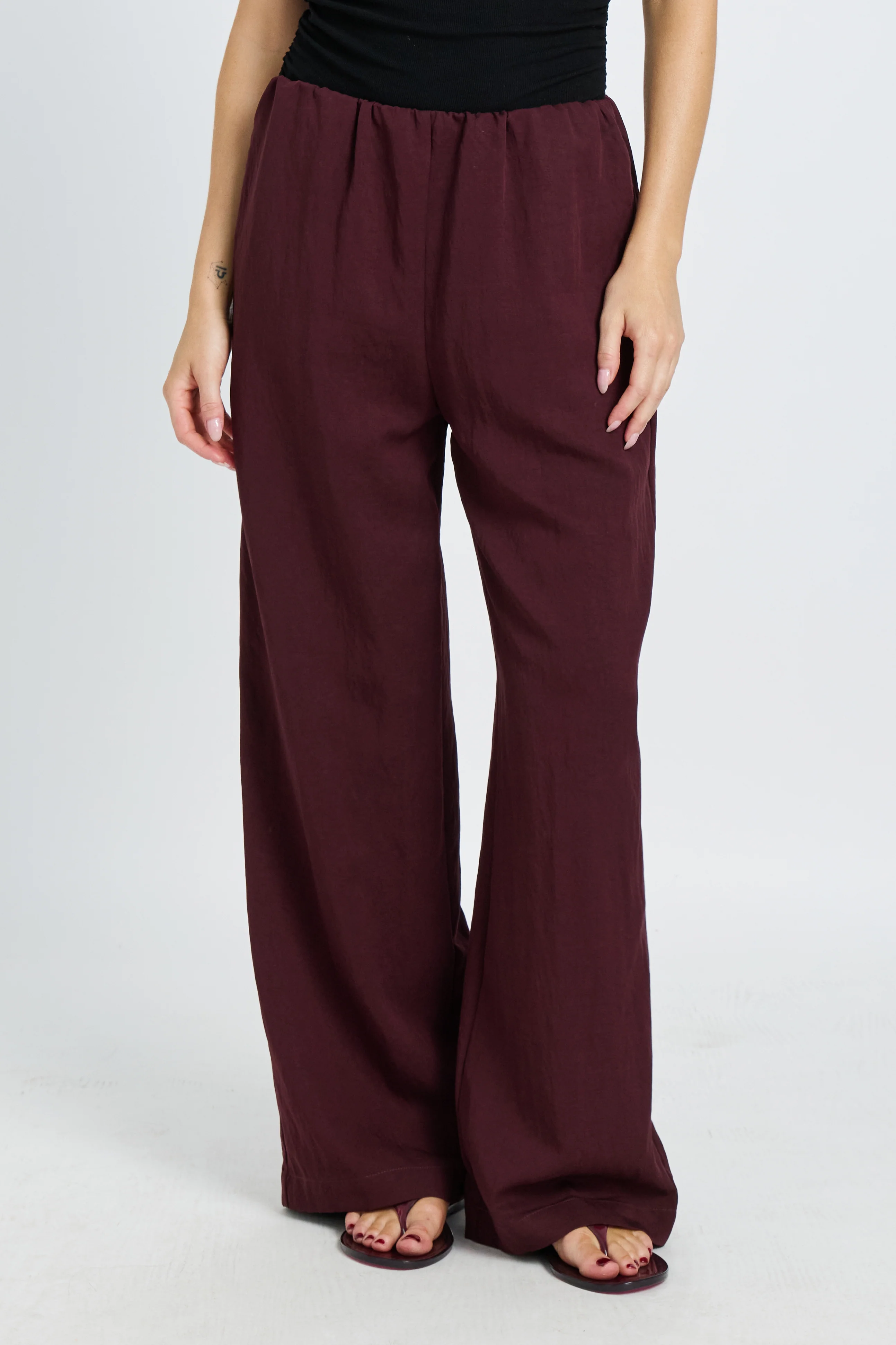 Connie Wide Leg Pant - Burgundy - Image 3
