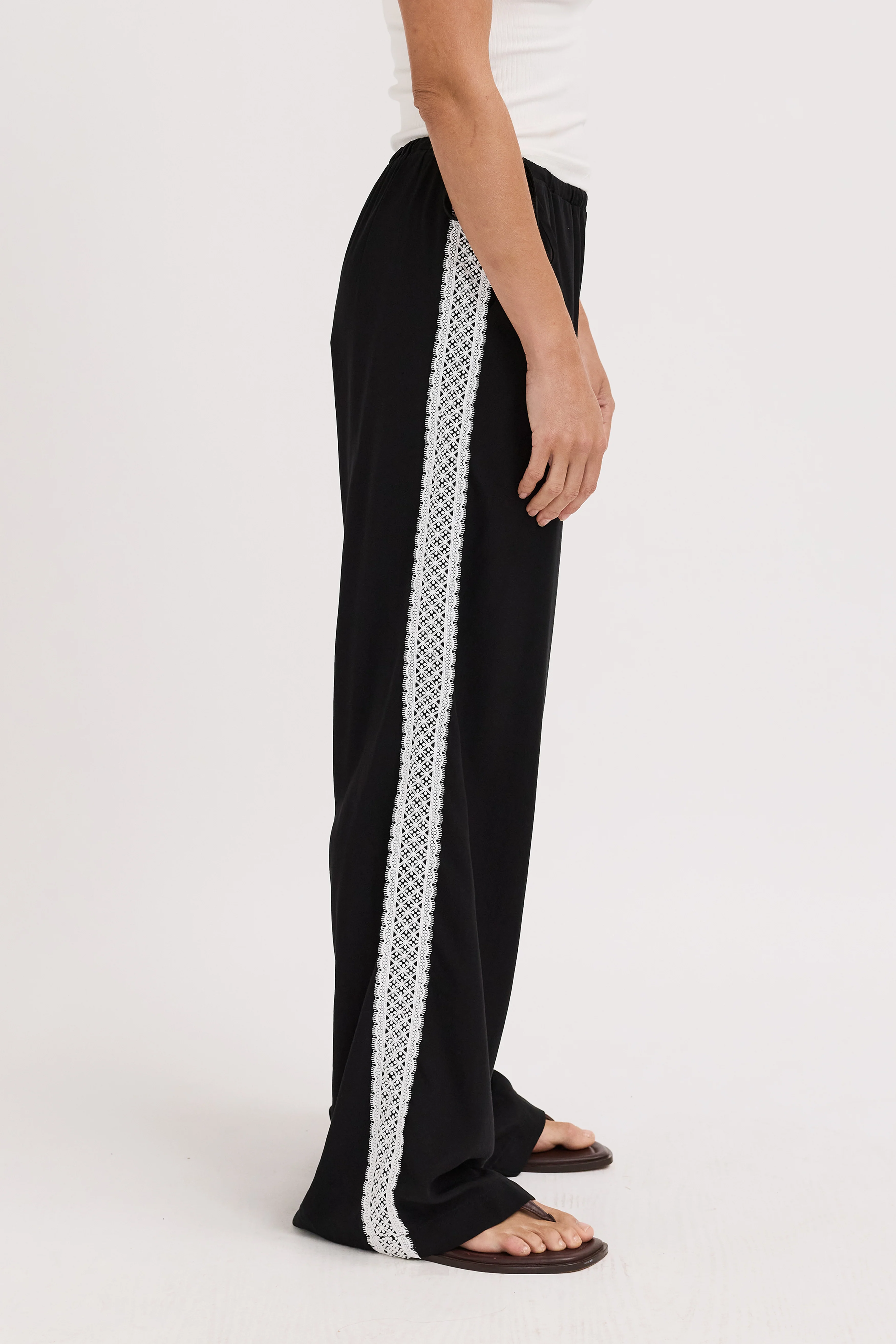 Emory Lace Trim Wide Leg Pant - Black - Image 4